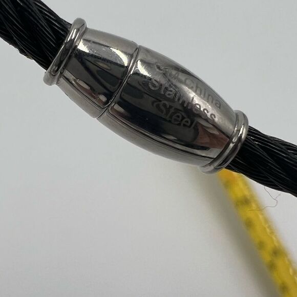 GM China Stainless Steel Twisted Black Rope Magnetic Bracelet - Picture 5 of 5